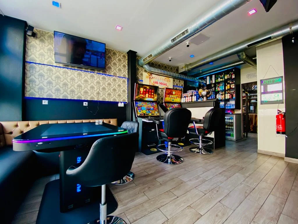 Spielautomaten vom Spielautomatenaufsteller in Gaststätte